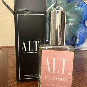 ALT. Duchess Extrait de Parfum